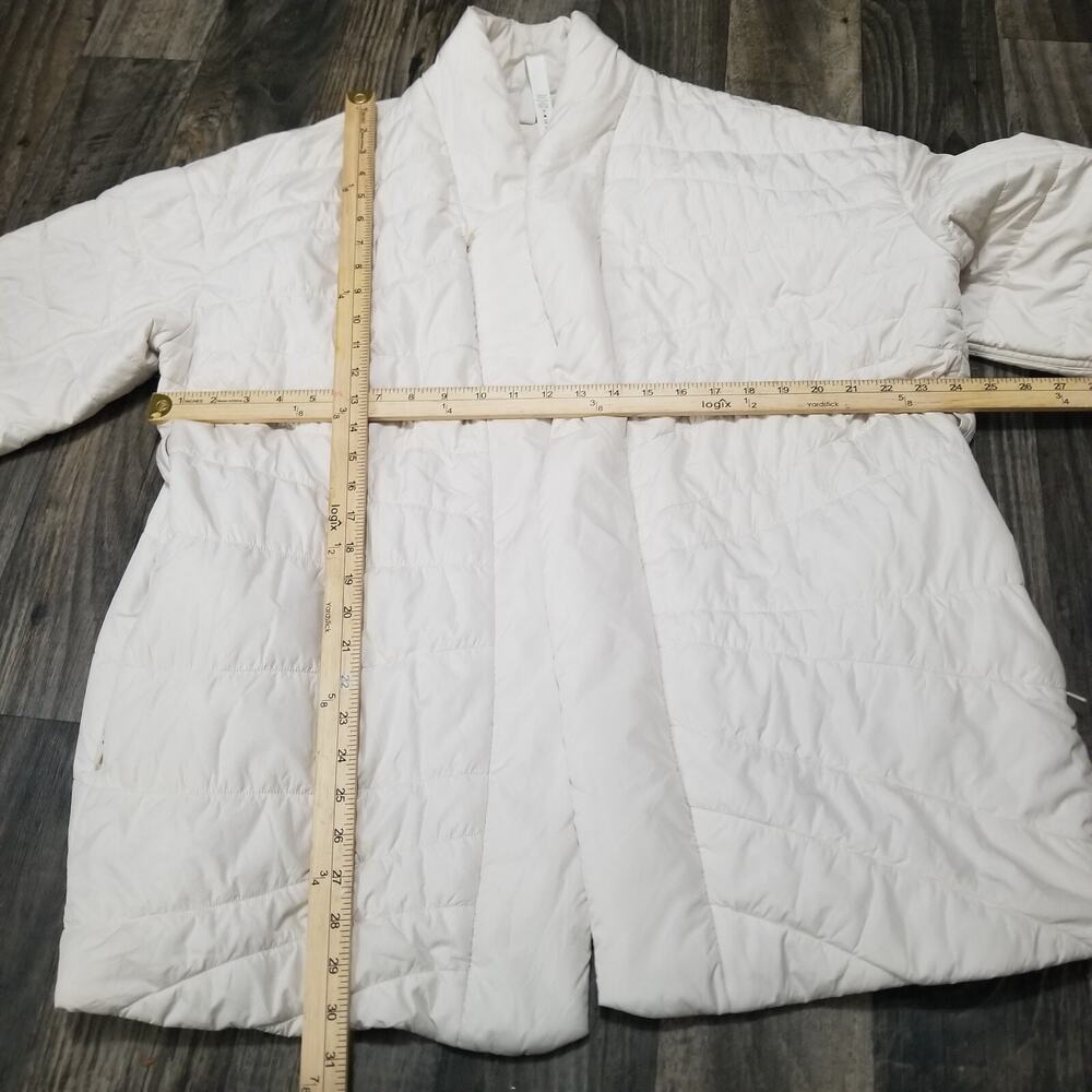 Lululemon Insulated Wrap Jacket in White Opal size 8 (Missing Wrap) - Picture 3 of 16